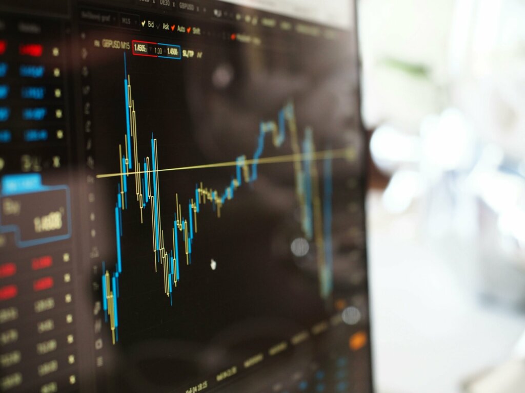 Analyse de performance et suivi des indicateurs clés via ERP – tableau de bord métier